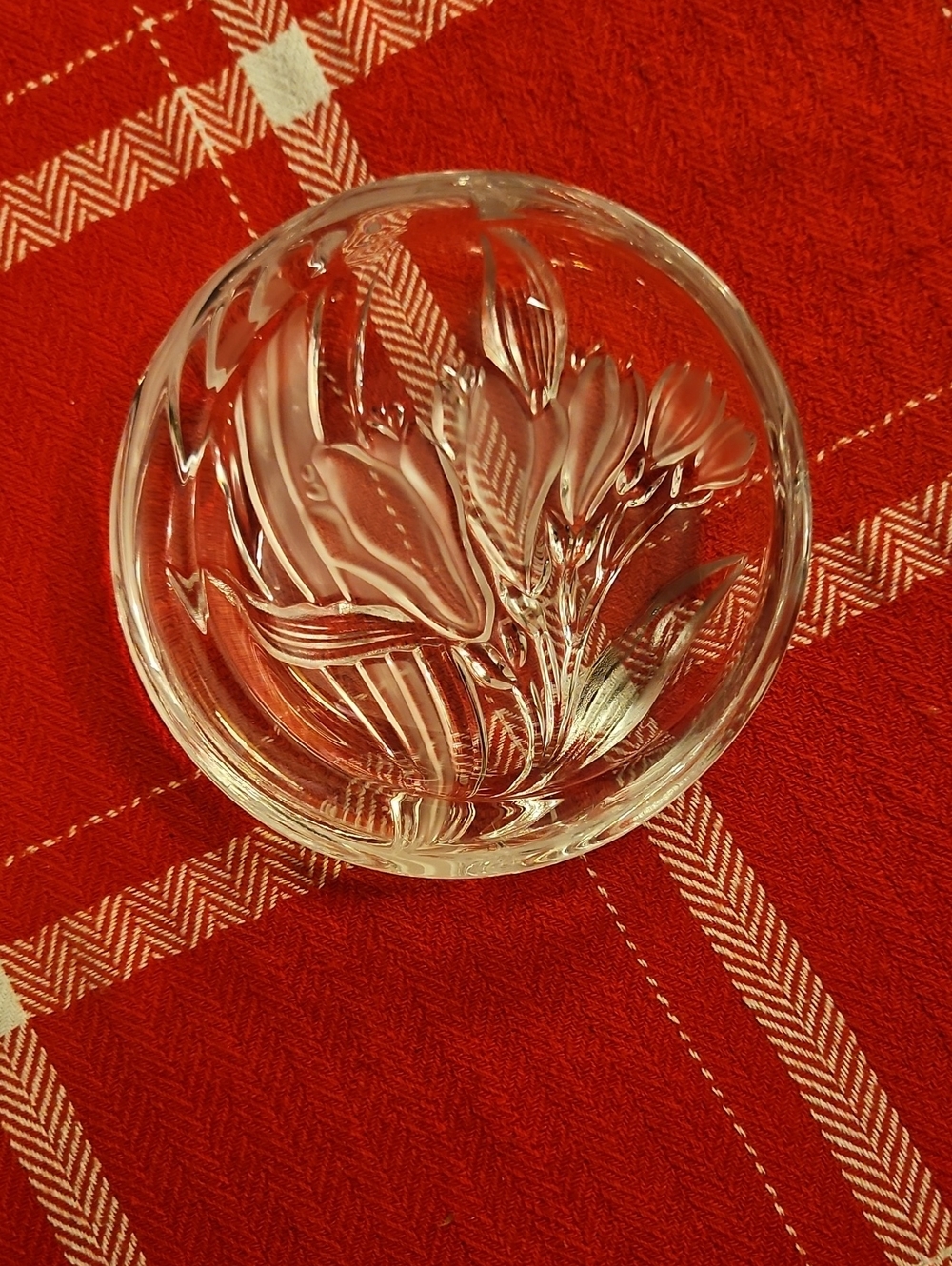 Mikasa Clear Etched Floral Glass Bowl